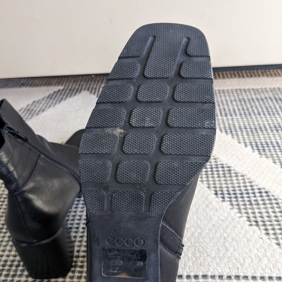 ECCO black leather Chelsea boots - Picture 5 of 10